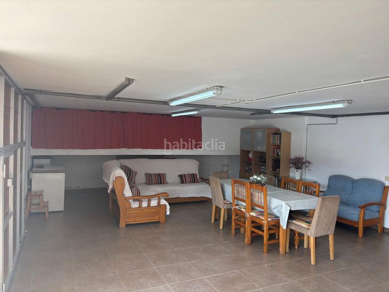 Foto a97fff71-bd41-44b8-a54f-61b517f46914. Chalet  individual . en Deltebre