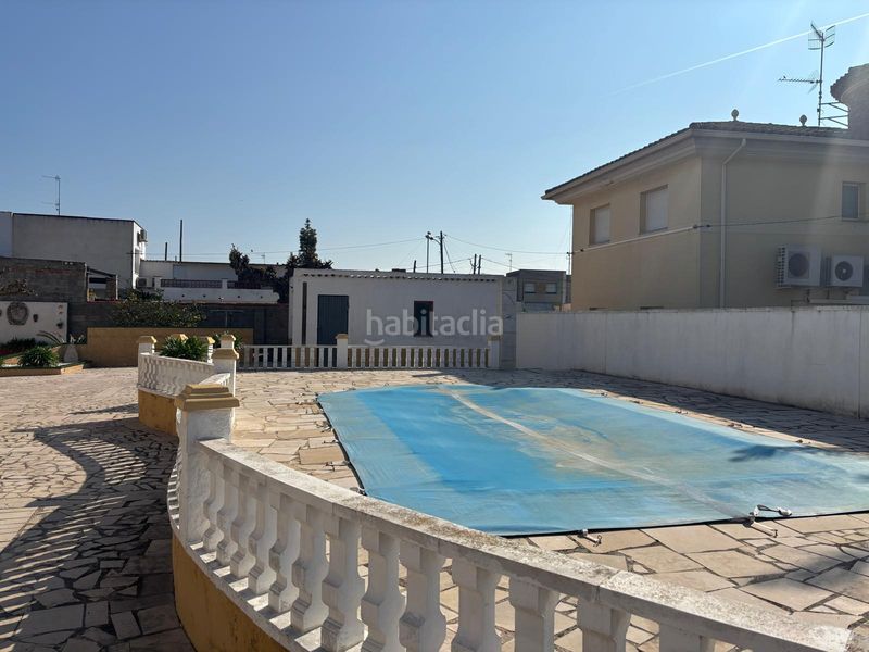 Foto d8a9e3ab-4381-4287-a089-156dff24621f. Chalet  individual . en Deltebre
