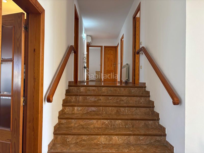 Foto f3fb2825-4c89-4ec3-8d3b-9e6a1129da39. Chalet  individual . en Deltebre