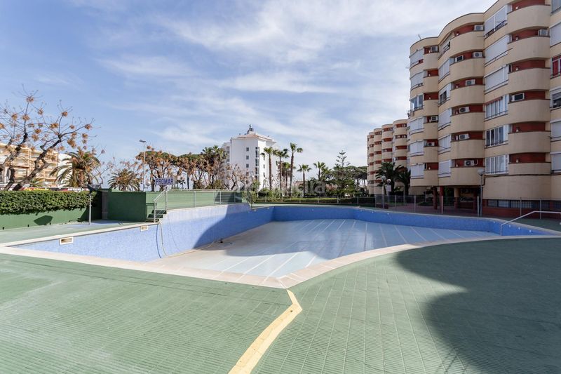 Foto cc0c3b64-f06c-496f-9d0e-8935650ea9aa. Estudi amb piscina a La Pineda Vila-seca