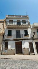 Casa  Carrer de sant josep. Casa en venta en serra – gran oportunidad de inversión en plena