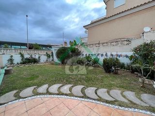 Affitto Piano terra  Carrer mariano benlliure. Alquiler temporal en canet d’en berenguer