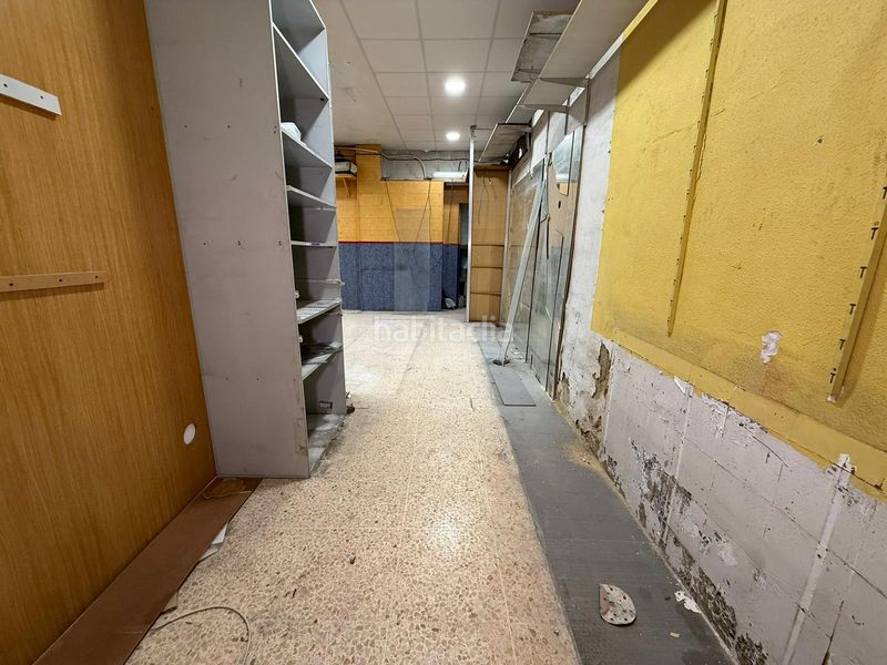 Foto d64043d2-8b31-46c1-b01b-47d607b8f6f8. Local comercial a La Creu del Grau Valencia