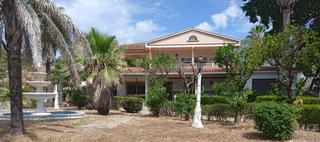 Xalet a Puente Mayorga-Campamento. Lujosa villa rustica en venta