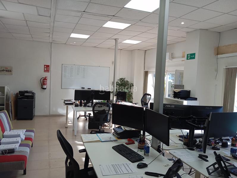 Foto 17ca9330-f3d9-4a99-b9df-d9aef6f58802. Office space with heating in Casco Antiguo Algeciras
