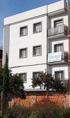 Edificio en Calle río 4c. Para inverter