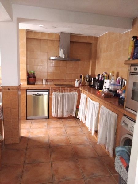 Foto 5bacacd4-b97e-4c8d-82bb-65fd0b9e34b2. Pis amb calefacció aparcament a Casco Antiguo Algeciras