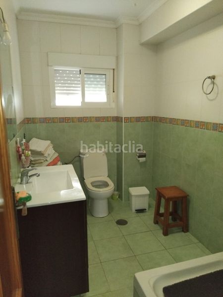 Foto ce8a181b-9f0a-43fd-a3d8-362d78377e4f. Pis amb calefacció aparcament a Casco Antiguo Algeciras