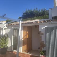 Lloguer Casa adossada  N/a. Casa en alquiler de 40 m² con 40 m² de jardín, planta baja