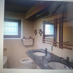 Casa adossada a Carrer de piera 6. Casa esquinera enventa en sant pere de riudebitlles,