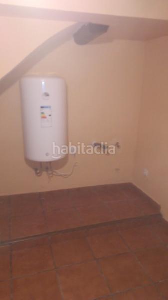 Foto a693f868-7497-4251-a2d5-8419bb92199b. Casa adossada a carrer de baix 7 a Sant Quintí de Mediona