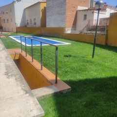 Miete Erdgeschoss  Carrer de lleida. Bonito piso, de una habitacion con piscina