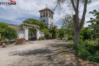 Xalet a Santa Fe. Increíble oportunidad! cortijo en venta en vega de granada, sant