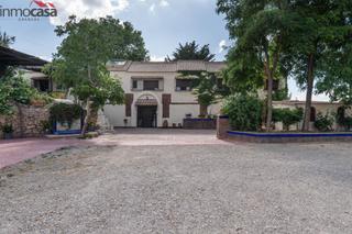 Xalet a Otura. Villa con encanto en otura