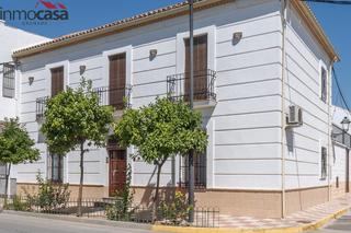 Xalet a Valderrubio. Emblemática casa señorial en valderubio
