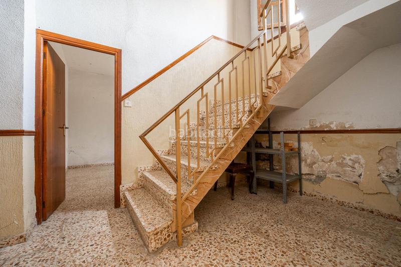 Foto 347302f2-2b43-4f41-a9d7-068488926113. Casa adosada se vende parcela en el centro de cullar vega con edificación en Cúllar Vega