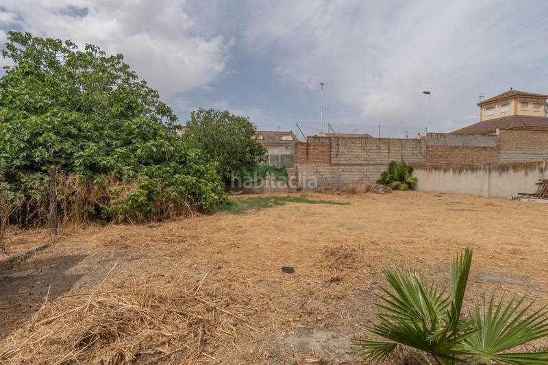 Foto d6464180-7d12-47ac-976c-f448bb125456. Casa adosada se vende parcela en el centro de cullar vega con edificación en Cúllar Vega