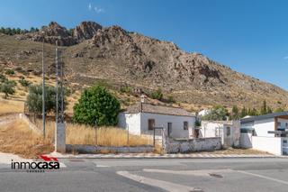 Maison à Loja. Descubre esta fantástica casa en loja, perfecta para reformar y