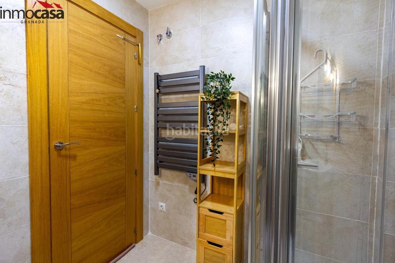 Foto 5bb799ec-3650-4d67-bbfe-f7c830944f19. Casa pareada  con garaje doble y piscina en las gabias en Gabias (Las)