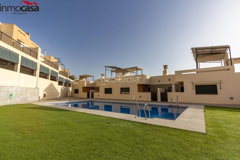 Foto 8855c6f2-cb24-4900-9098-0a02ad649c5a. Casa pareada  con garaje doble y piscina en las gabias en Gabias (Las)