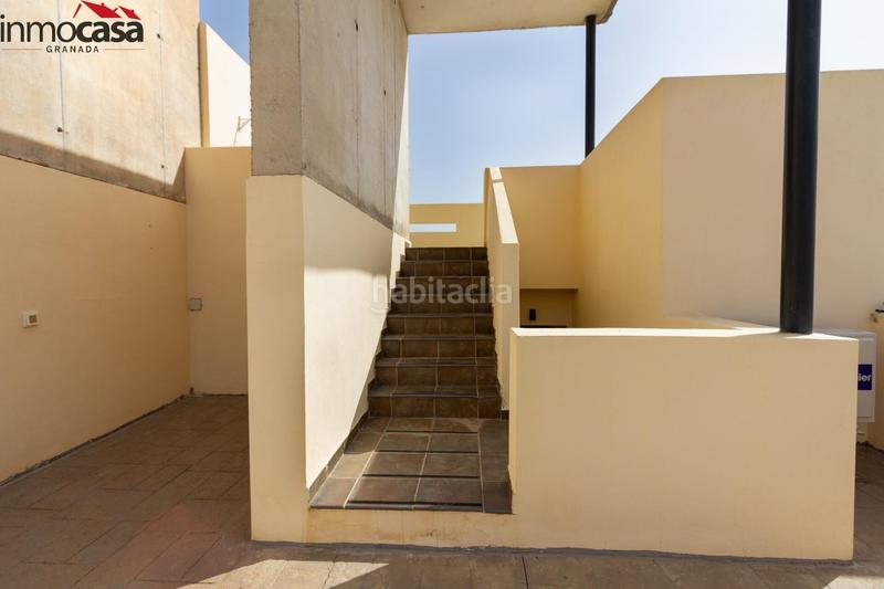 Foto d07f4cd3-1908-4862-858d-30be2c47a736. Casa pareada  con garaje doble y piscina en las gabias en Gabias (Las)