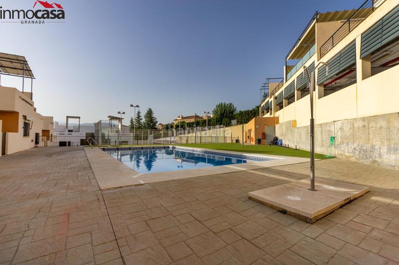 Foto d7dfb855-f255-4095-a9a2-89275b05eaa8. Casa pareada  con garaje doble y piscina en las gabias en Gabias (Las)