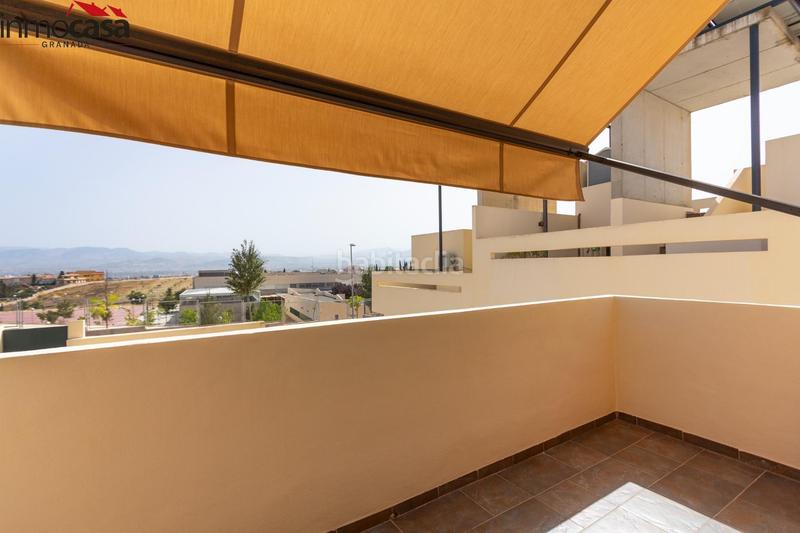 Foto d988ed23-e31d-478e-86cb-2501c40e7b0a. Casa pareada  con garaje doble y piscina en las gabias en Gabias (Las)