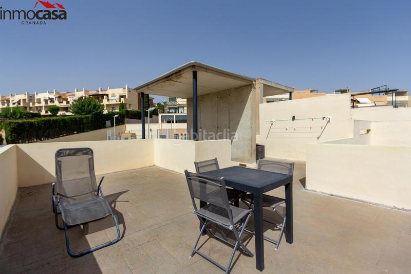 Foto f109dd53-11de-4f27-9e33-223b5a91860c. Casa pareada  con garaje doble y piscina en las gabias en Gabias (Las)