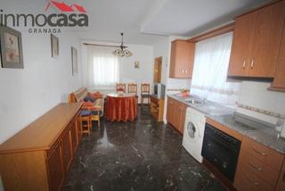 Lloguer Apartament  Calle libertad. 500 euros apartamento en pleno centro de armilla ,amueblado, cer