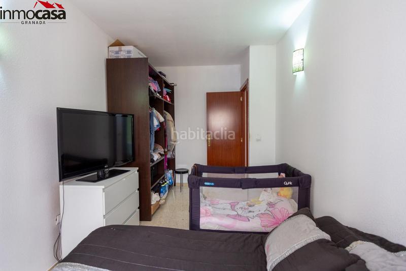 Foto b8536cfa-2e7d-4825-a99a-537b090284f6. Piso oportunidad piso con cochera zona parque de bomberos norte en Granada