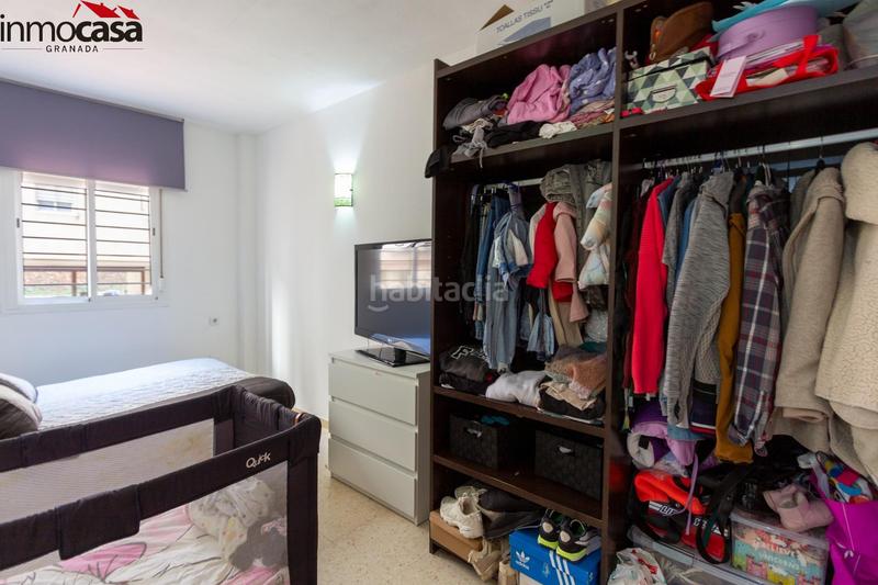 Foto d1028909-4845-416d-8f14-ca4faa0b8c63. Piso oportunidad piso con cochera zona parque de bomberos norte en Granada