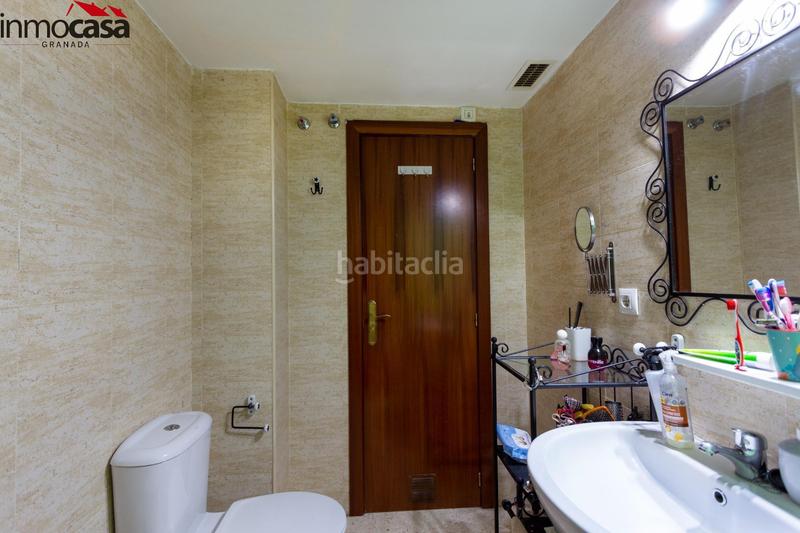 Foto f0cc07b4-7fd9-489a-88a6-8f768347d472. Piso oportunidad piso con cochera zona parque de bomberos norte en Granada