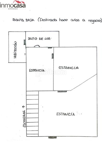 Foto 0902c63d-5e30-4a39-8ead-278121f94b60. Casa adosada casa para reformar en güejar sierra centro en Güéjar Sierra