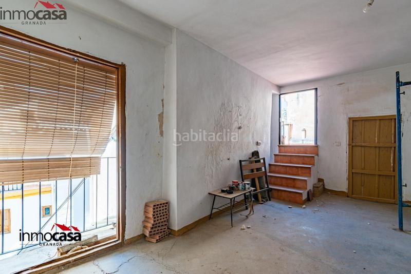 Foto 81e2891f-a697-4723-beea-09ca80ed97e0. Casa adosada casa para reformar en güejar sierra centro en Güéjar Sierra