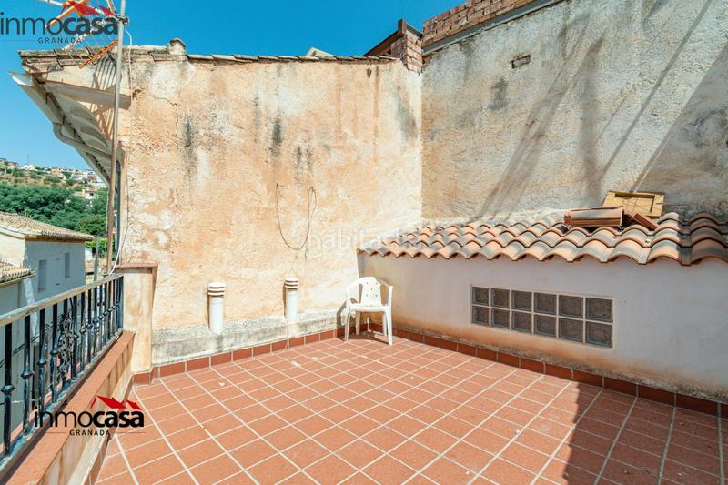 Foto d408948b-f0bb-40d5-b545-8f389950903a. Casa adosada casa para reformar en güejar sierra centro en Güéjar Sierra