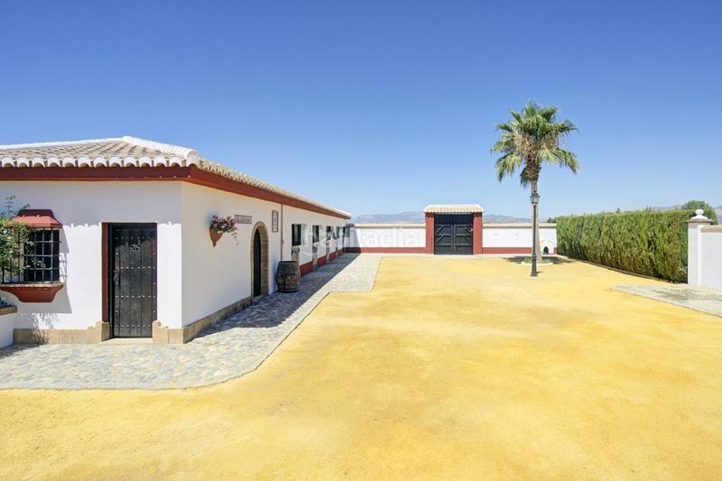 Foto ffa56407-1d42-4ee7-bff8-a5469c5a2663. Chalet cortijo tarquinal en Pinos Puente