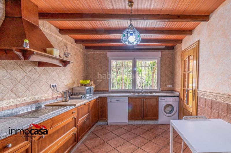 Foto 622386a6-c18b-48cf-ba6d-23d0e6f913ae. Chalet villa turistica para alojamiento rural por habitaciones ideal para profesionales en Zubia (La)