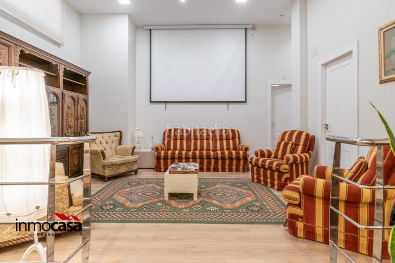 Foto b920dd67-6081-4504-a78d-21505d31a92c. Chalet villa turistica para alojamiento rural por habitaciones ideal para profesionales en Zubia (La)