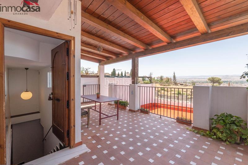 Foto b1fb6595-f135-45fd-89cf-db54cf854aab. Casa  con vistas espectaculares en albaicin en Granada