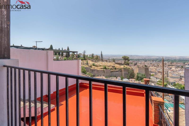 Foto f61a0a2e-9c72-4573-be7e-e9199c6d952e. Casa  con vistas espectaculares en albaicin en Granada
