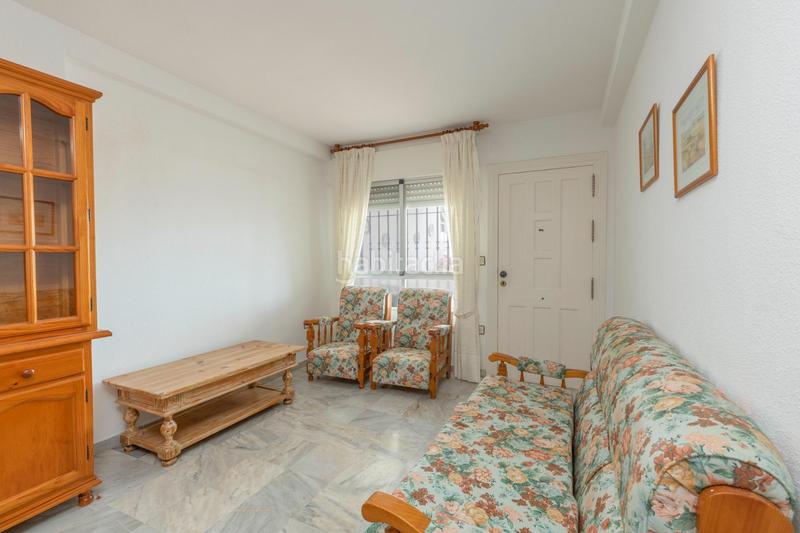 Foto 1333cb75-dd0a-4ea6-a8e6-fcf2828ce8b0. Casa adosada preciosa casa en la urbanización de la perla en Motril