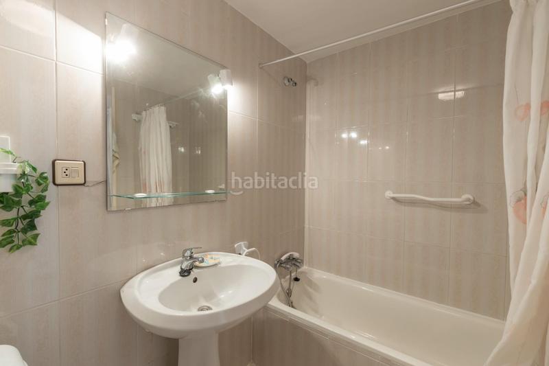 Foto b061f16f-2cbd-49a9-8282-15a4bb3ae625. Casa adosada preciosa casa en la urbanización de la perla en Motril