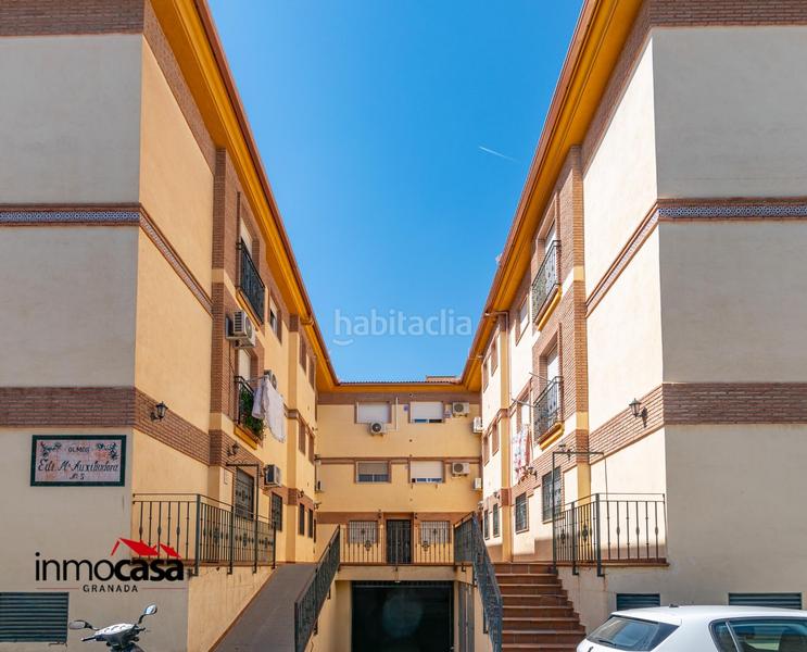 Foto 12c2bb23-bc5e-4ccd-91c0-afabb7f56765. Piso en calle maria auxiliadora 5 piso 2 dormitorios con plaza de garaje en gabia en Gabias (Las)
