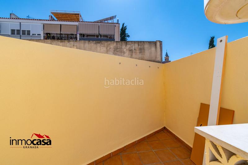 Foto eaac8f44-01d8-4de5-afb3-f94b2c6b5b1e. Piso en calle maria auxiliadora 5 piso 2 dormitorios con plaza de garaje en gabia en Gabias (Las)