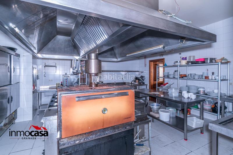 Foto 36c6583b-30b9-401d-8b1a-764d891e19bf. Nau industrial amb calefacció a Ogíjares