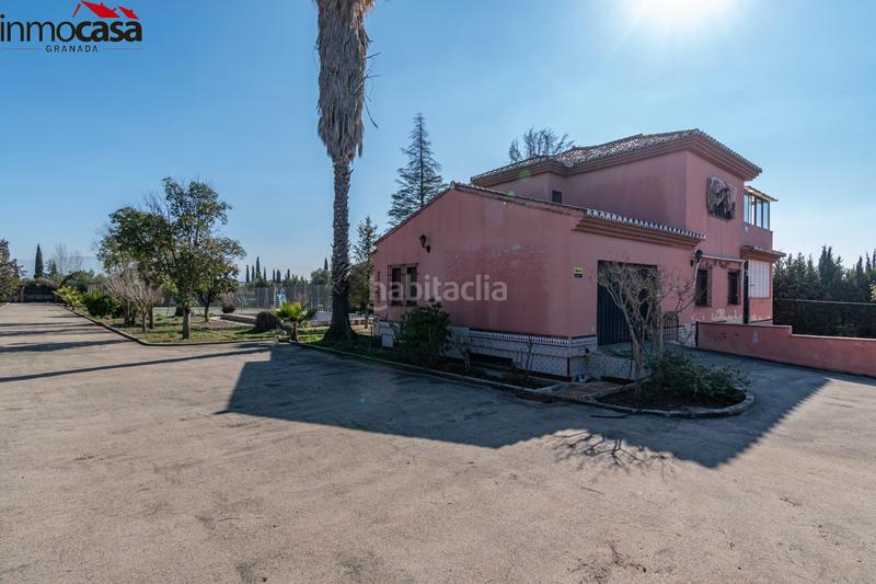 Foto 7fa602bc-6b3c-4464-a1f6-85df9817fd34. Chalet magnifica propiedad a la venta en los cortijos de ribiera!!!!!!!! en Atarfe