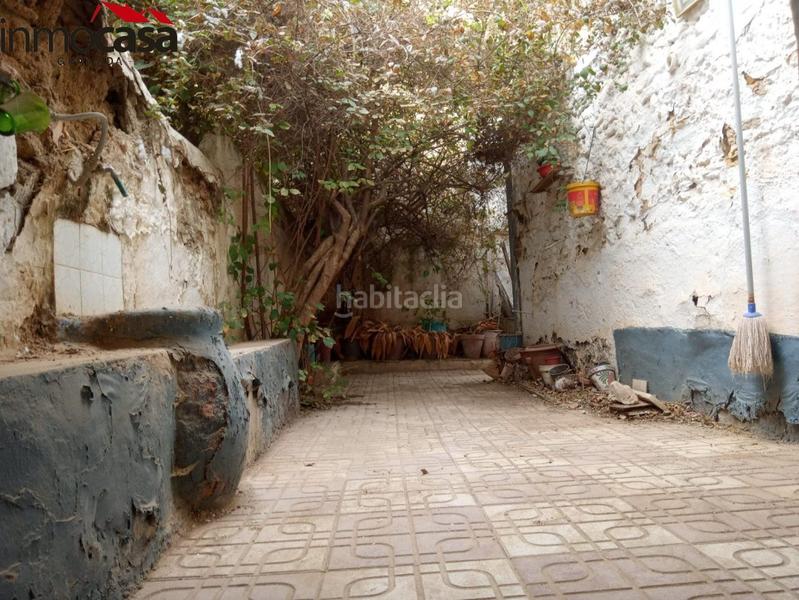 Foto ba9a737d-120f-4218-a9be-3787a1648190. Casa  de pueblo en el centro de alhendin en Polideportivo Alhendín