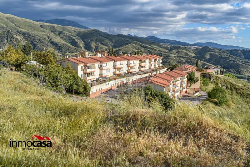 Foto 16276c5e-b9b5-4f06-9d9b-77a4b801c124. Piso gran terraza, patio y luz natural en la zona más tranquila de cenes en Cenes de la Vega