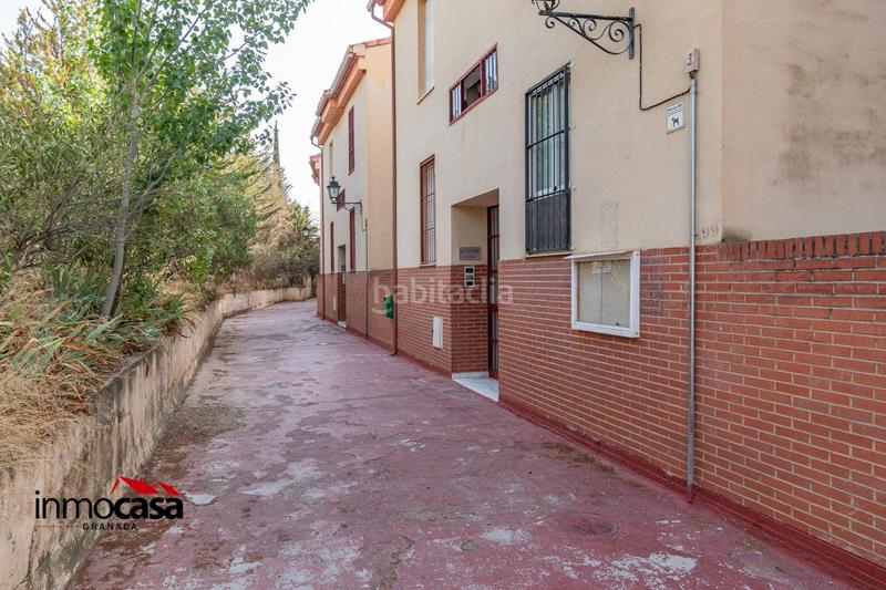 Foto 91aae345-576d-4a6a-bdd1-dea8e7f7e7a0. Piso gran terraza, patio y luz natural en la zona más tranquila de cenes en Cenes de la Vega