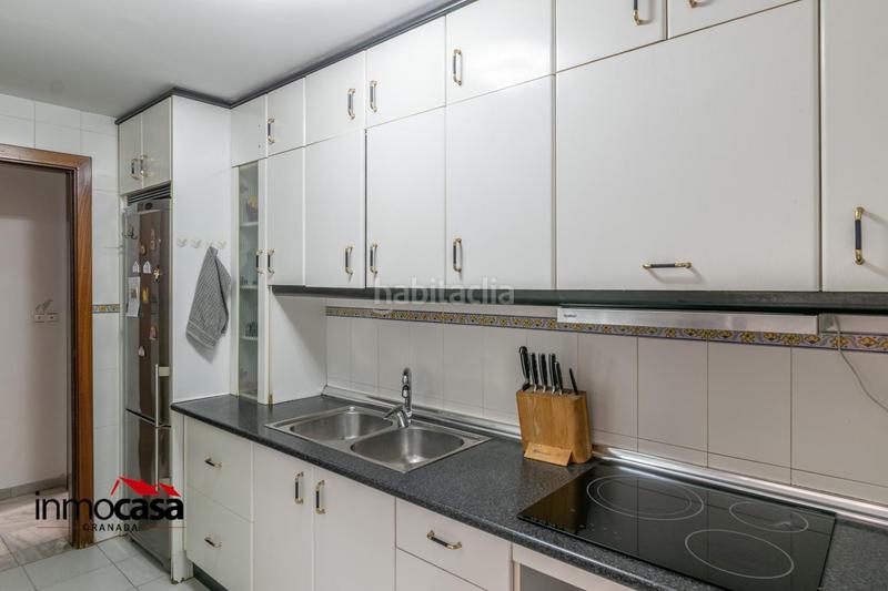 Foto 92e9113d-5b5d-4cfd-9288-97aa0273f7de. Piso gran terraza, patio y luz natural en la zona más tranquila de cenes en Cenes de la Vega